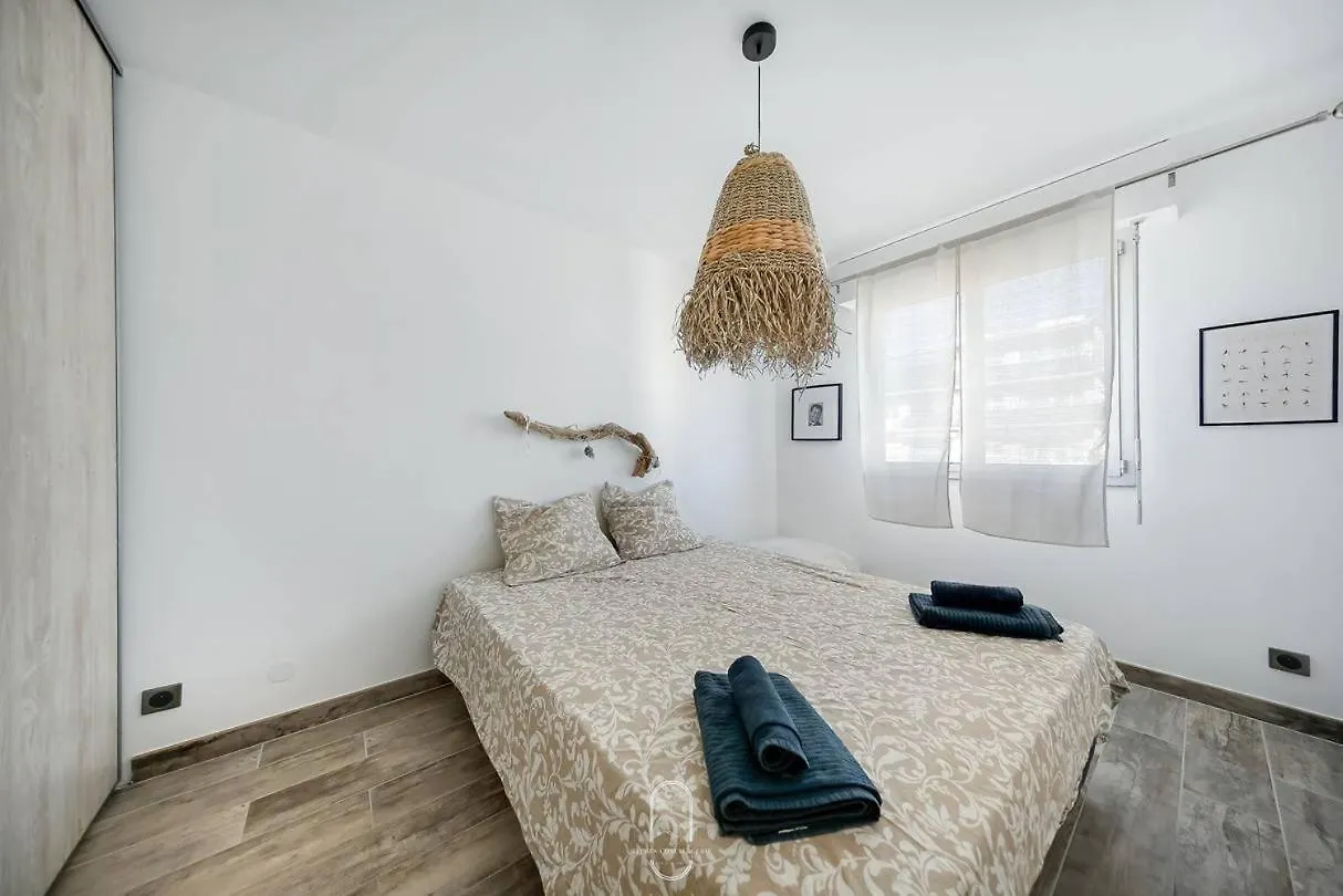 Ferienwohnung Hyeres Centre-Les Floralies T3/Clim/Garage/Balcon By Hc Apartment