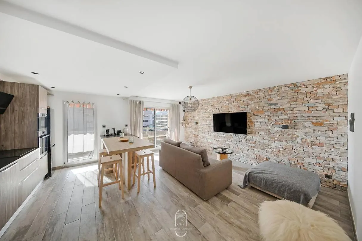 Appartamento Hyeres Centre-Les Floralies T3/Clim/Garage/Balcon By Hc 0*,